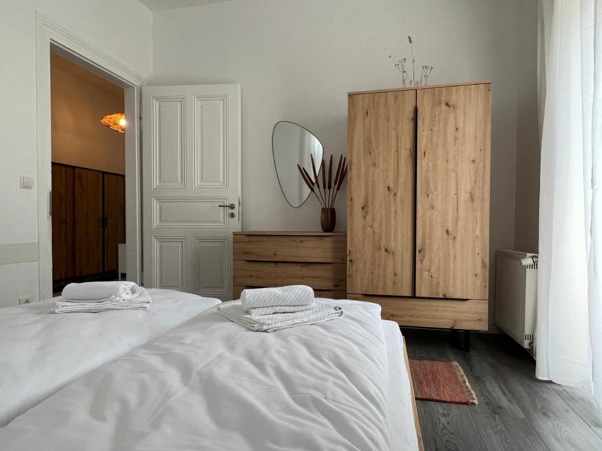 Apartamento Direkter Moselblick I Altbau I 4 Personen I Terrasse Sankt Aldegund Exterior foto